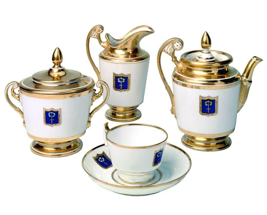 LOMONOSOV PORCELAIN TEA SET GOLD COTTAGE 22K 6/20