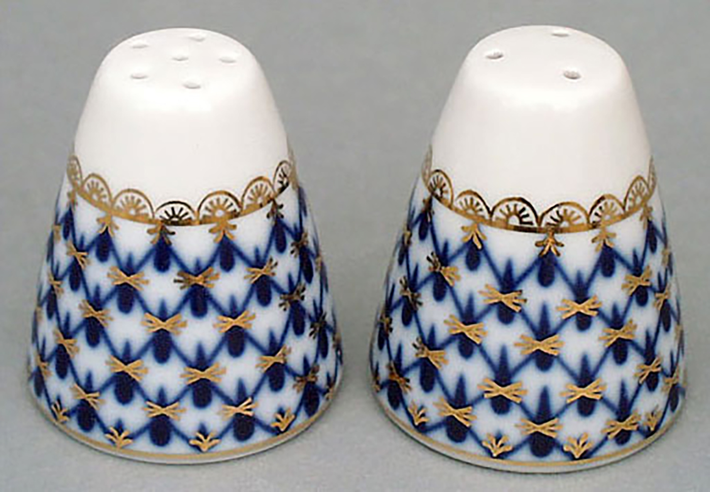 COBALT NET SALT AND PEPPER SHAKER